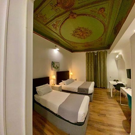 Opera Roost Hotel Madrid Luaran gambar