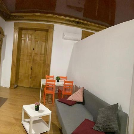 Opera Roost Hotel Madrid Luaran gambar