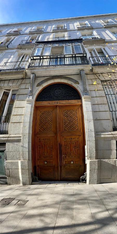Opera Roost Hotel Madrid Luaran gambar