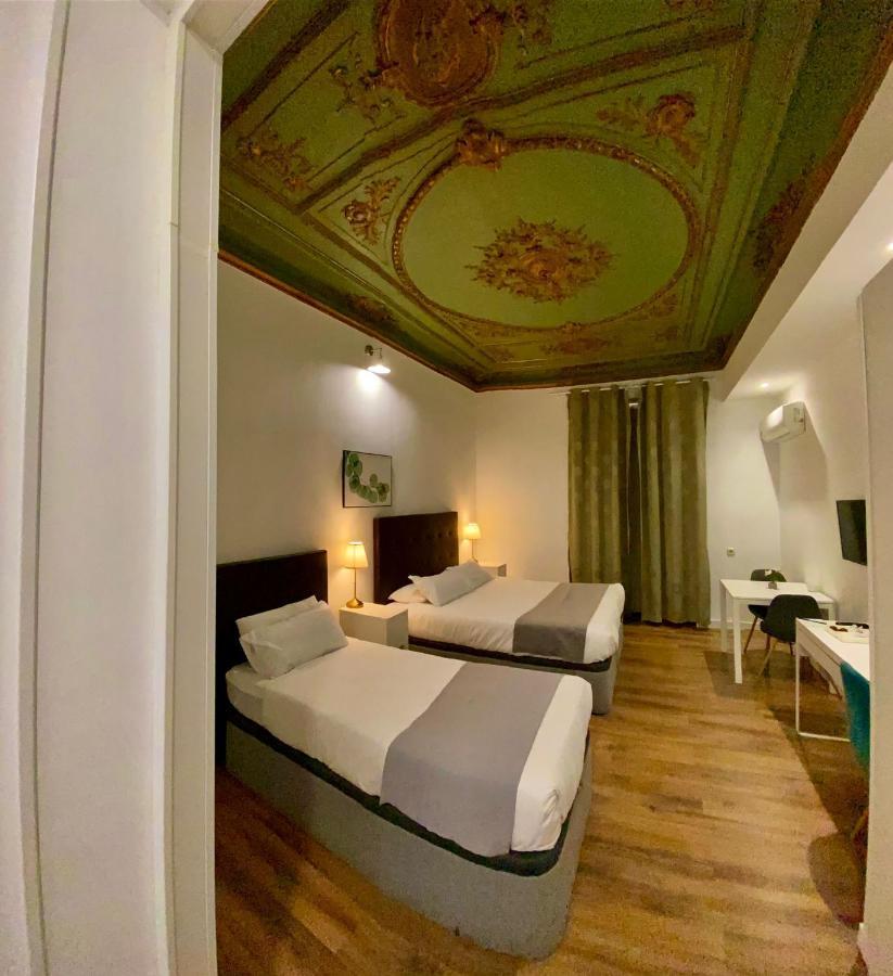 Opera Roost Hotel Madrid Luaran gambar