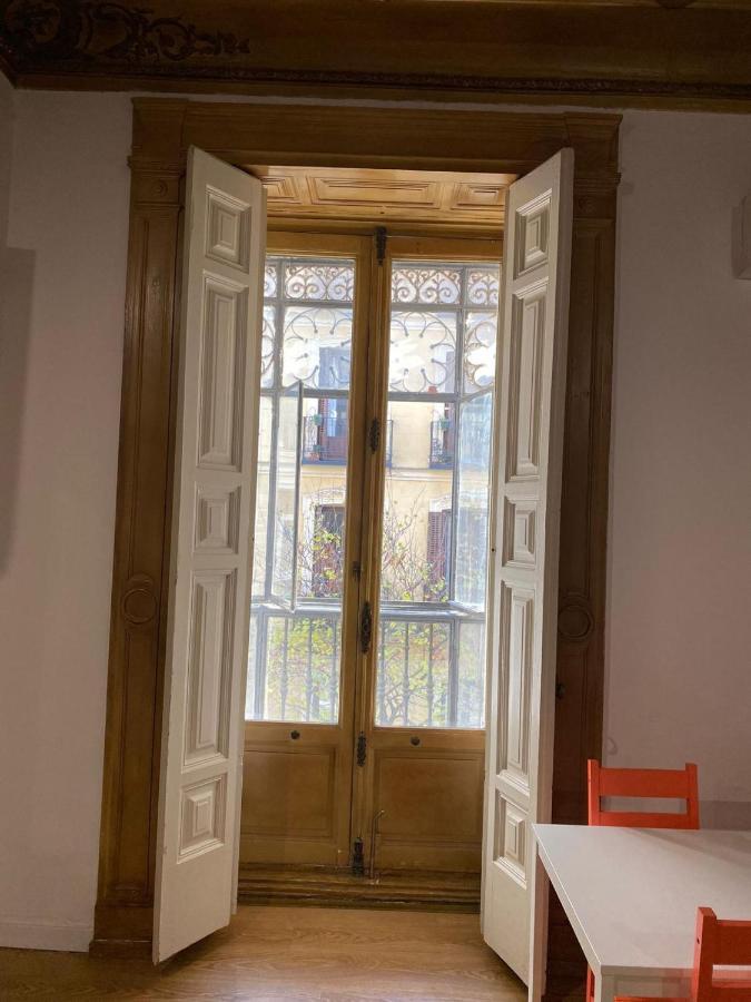 Opera Roost Hotel Madrid Luaran gambar
