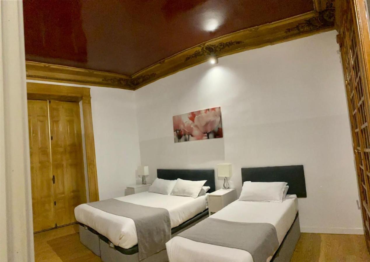 Opera Roost Hotel Madrid Luaran gambar