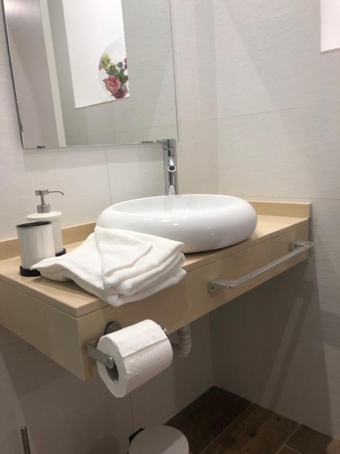 Opera Roost Hotel Madrid Luaran gambar
