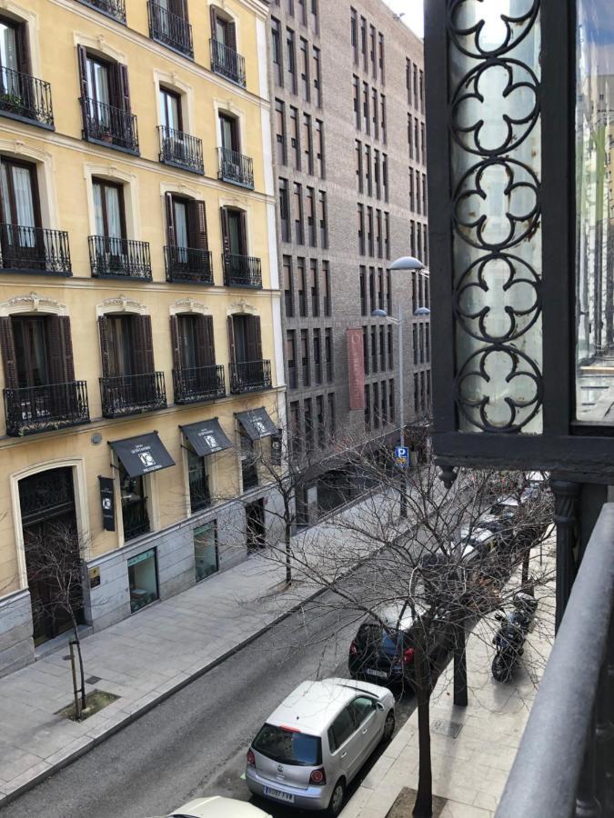 Opera Roost Hotel Madrid Luaran gambar